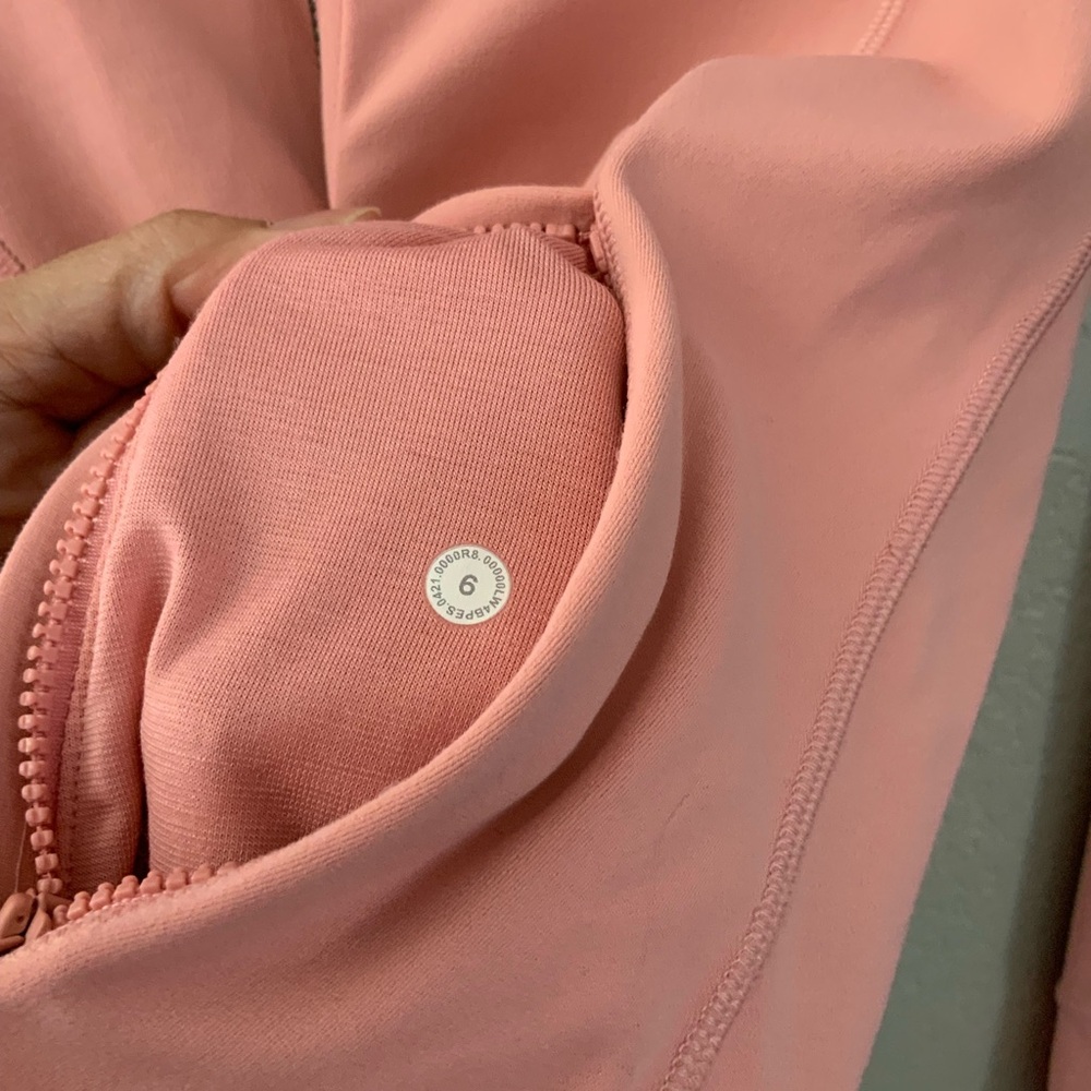 Lululemon Hooded Define Jacket Nulu Size 6 Pink Pastel - Picture 4 of 5